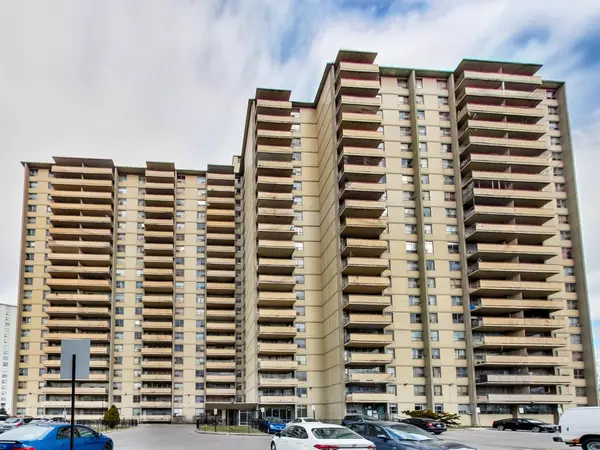 65 Thorncliffe Park DR #1418, Toronto C11, ON M4H 1L2