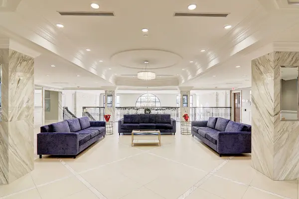 89 South Town Centre BLVD #606, Markham, ON L6G 0E8