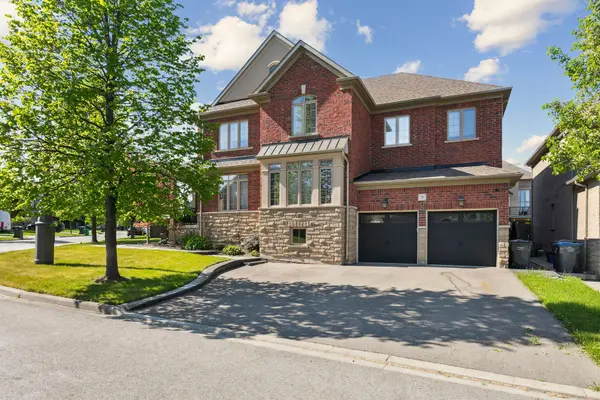 9 Flanders RD, Brampton, ON L6X 0W3