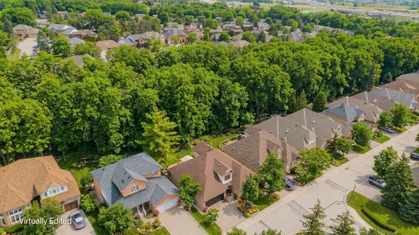 1150 Skyview DR #18, Burlington, ON L7P 4X5