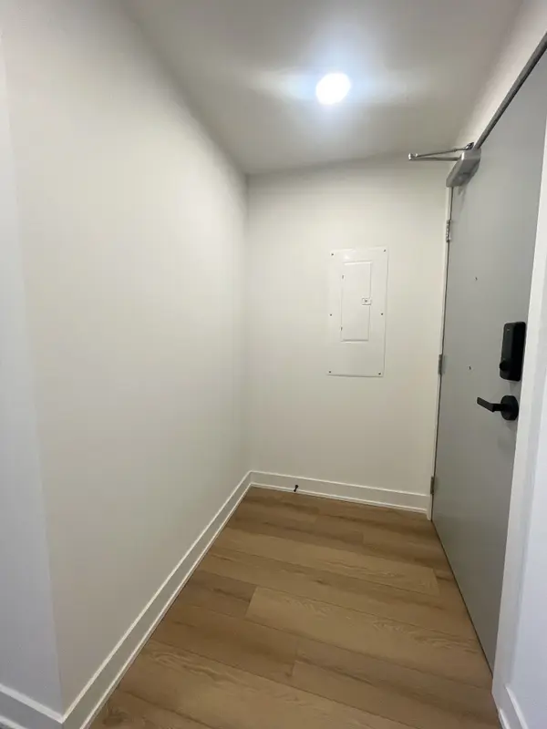 758 Dovercourt RD #506, Toronto W02, ON M6H 2X2