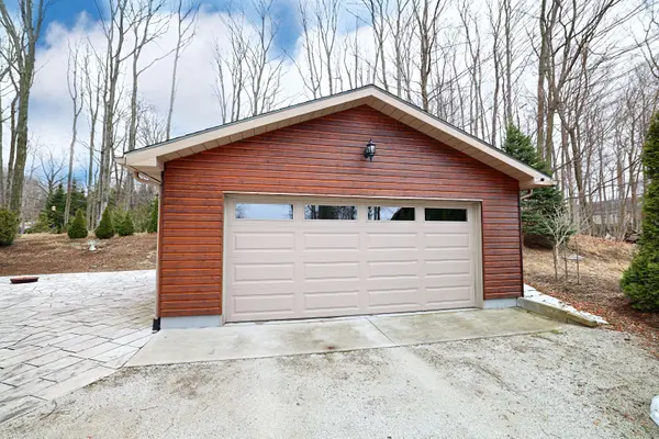 9 Carson Lake CRES, South Bruce Peninsula, ON N0H 2G0