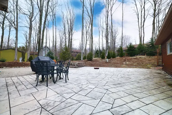 9 Carson Lake CRES, South Bruce Peninsula, ON N0H 2G0