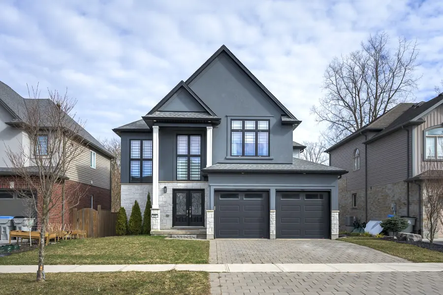 211 Union AVE, Middlesex Centre, ON N0L 1R0