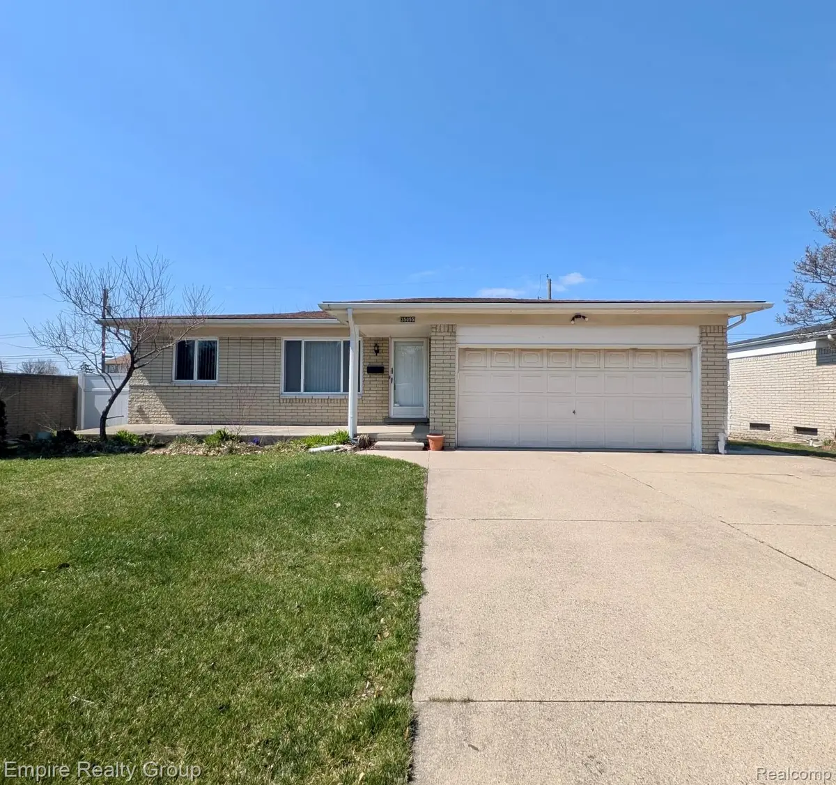 35055 Eden Park DR, Sterling Heights, MI 48312