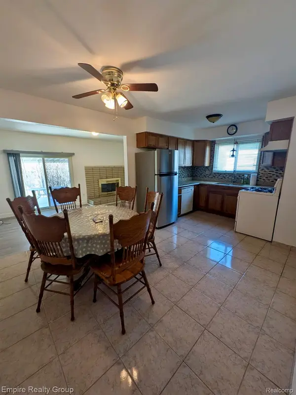 35055 Eden Park DR, Sterling Heights, MI 48312