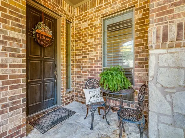 369 Parkvillage Avenue, Fairview, TX 75069