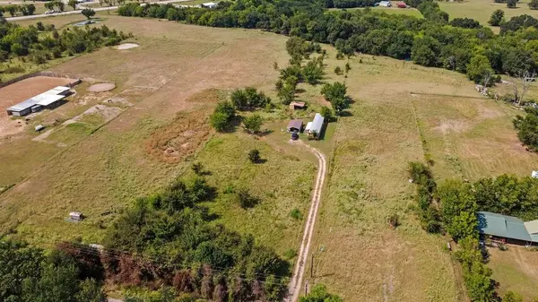 2675 County Road 1165, Brashear, TX 75420