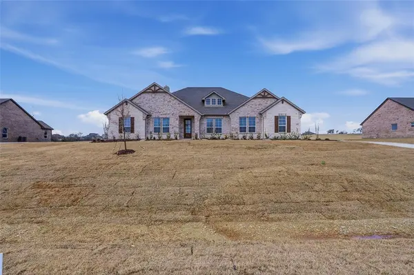 810 Valley Ridge Road, Van Alstyne, TX 75495