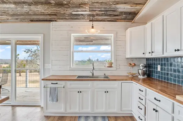 7949 N FM 373 Road, Muenster, TX 76252