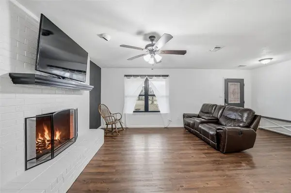 4525 N Highway 171, Cleburne, TX 76033