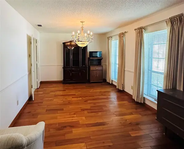 6 Collins Court,  Richardson,  TX 75081