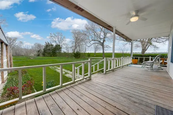 115 County Road 3100, Clarksville, TX 75426