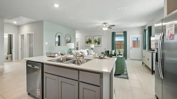 509 BABBLING BROOK Drive, Denton, TX 76259