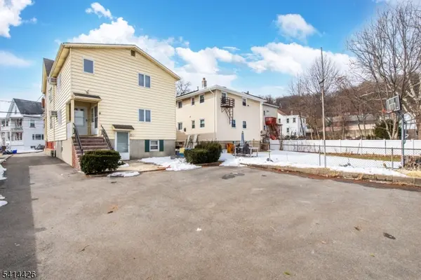 120 Fenner Ave, Clifton City, NJ 07013