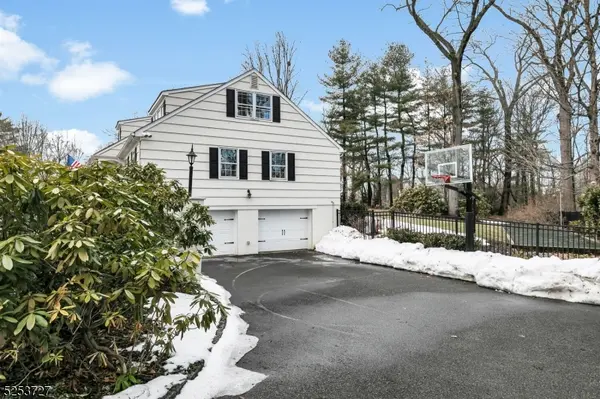 59 Manor Dr, Bernards Twp., NJ 07920