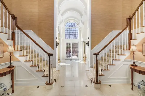 6 Thistle Ln, Warren Twp., NJ 07059