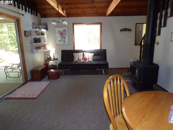 Cabin 44 Northwoods, Cougar, WA 98616