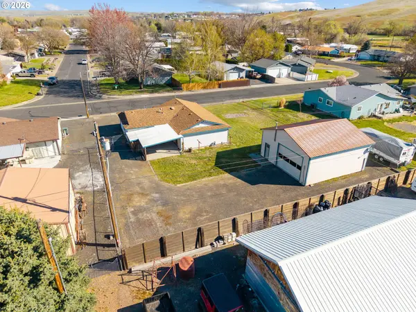 4214 SW VISTA AVE, Pendleton, OR 97801