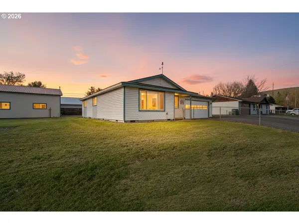 4214 SW VISTA AVE, Pendleton, OR 97801