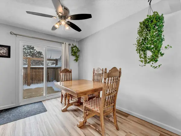 1611 10 AVE NE, Medicine Hat, AB T1A6G6