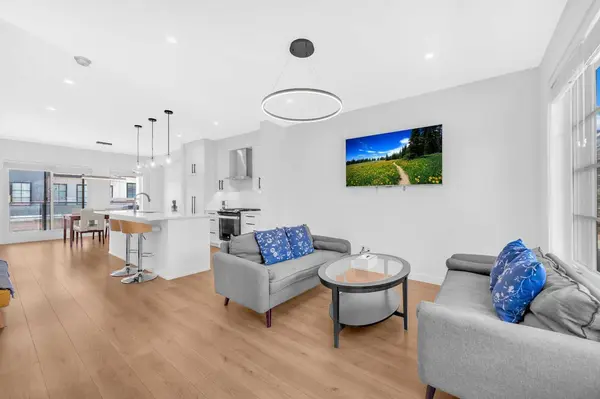 7820 Spring Willow DR SW #252, Calgary, AB T3H6E1