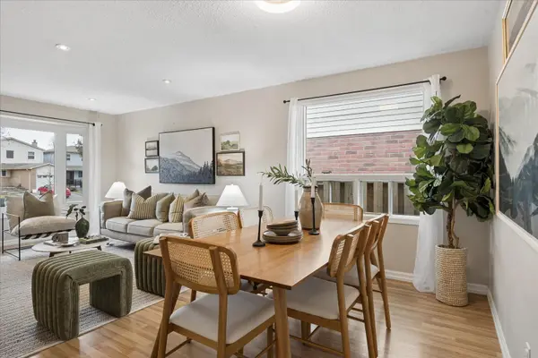 56 Longstaff DR, Ajax, ON L1S 5J7