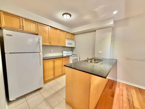 61 Clarington BLVD #117, Clarington, ON L1C 0H6