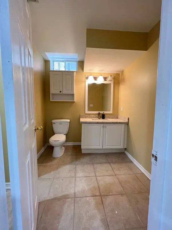 401 Forest Fountain DR, Vaughan, ON L4H 1W4