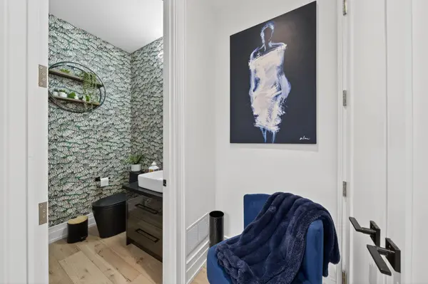 2019 Lilac DR, Innisfil, ON L9S 1Y9