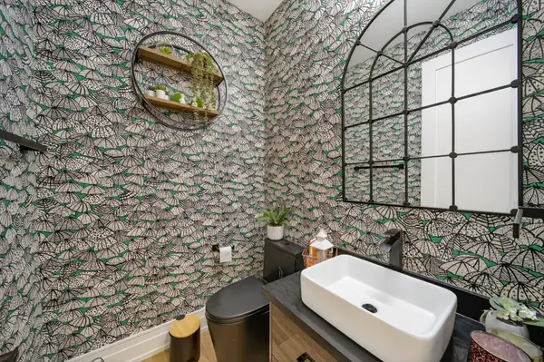 2019 Lilac DR, Innisfil, ON L9S 1Y9