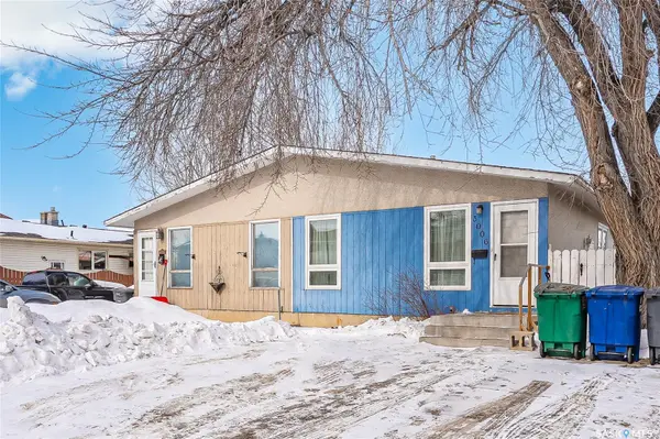 3006 33rd STREET W, Saskatoon, SK S7L 0X9