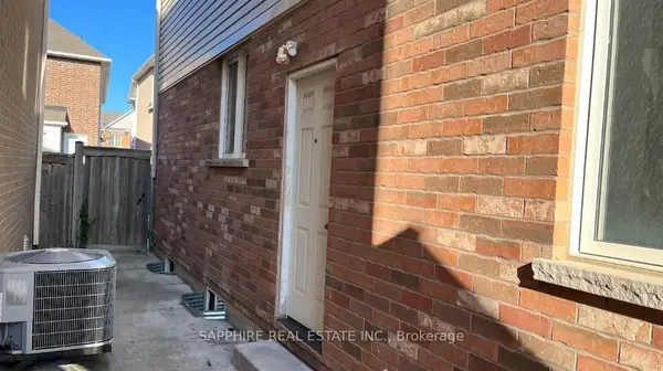 325 Trudeau (Basement) DR, Milton, ON L9T 8Y7