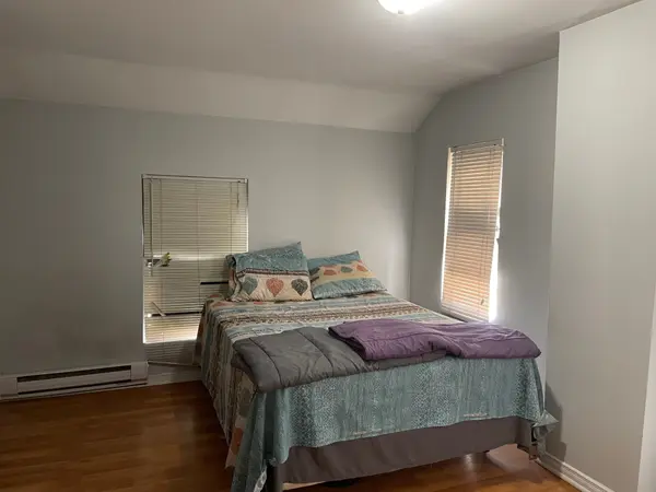 13 Young ST, Halton Hills, ON L7J 2G5