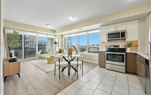 53 Arthur ST S #706, Guelph, ON N1E 5K2