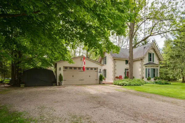 38803 Talbot Line, Southwold, ON N5P 3T2