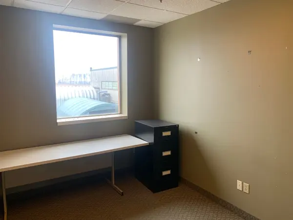 1401 Dundas ST #Opt 5, Woodstock, ON N4S 7V9