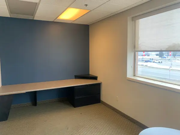 1401 Dundas ST #Opt 6, Woodstock, ON N4S 7V9