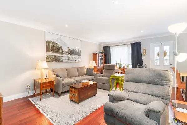 72 Metcalfe CRES, London South, ON N6E 1H9