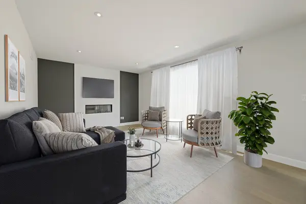 2044 Wickerson RD, London South, ON N6K 5C4