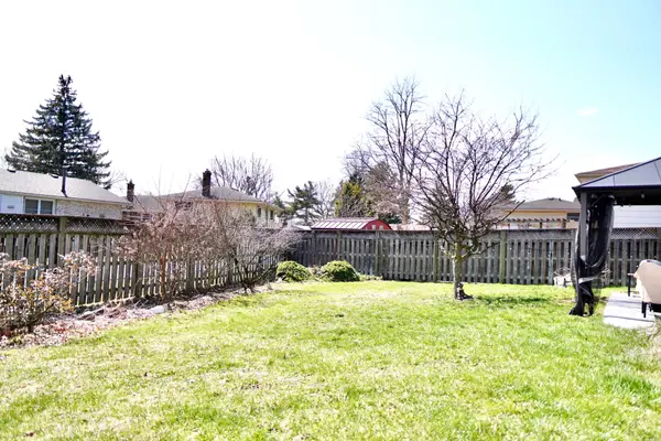 6656 wills ST, Niagara Falls, ON L2J 1Y3