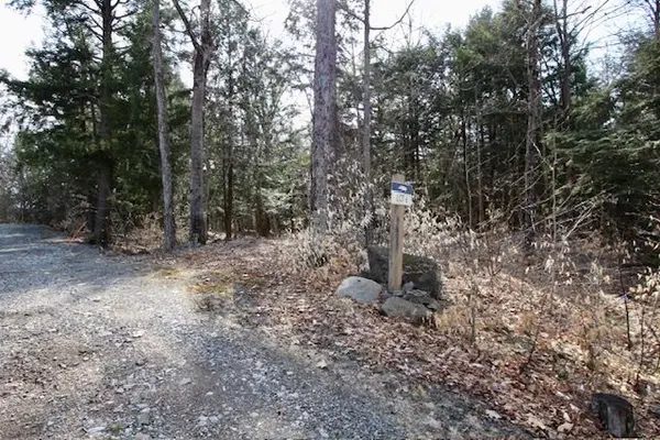 22 Gryffin Bluffs LN #6, Huntsville, ON P0B 1M0