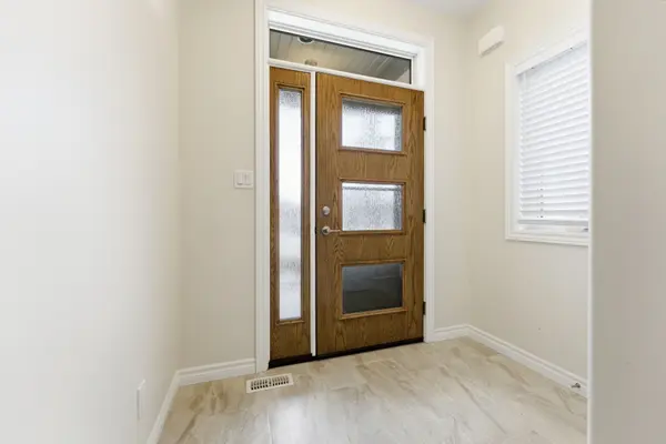 50 Covington CRES, Belleville, ON K8N 0L1