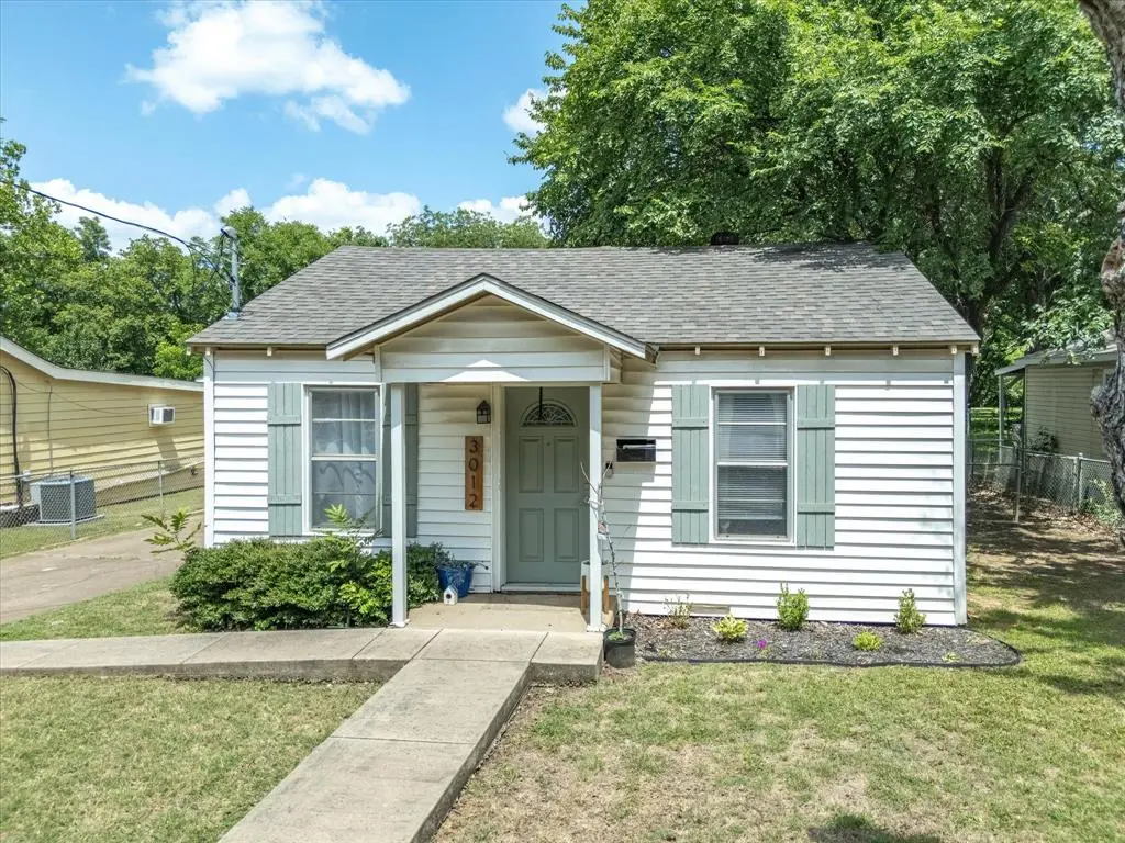 3012 Gene Lane, Haltom City, TX 76117