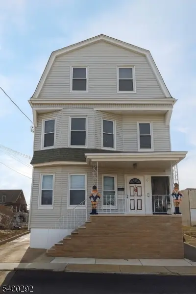 71 Crystal St, North Arlington Boro, NJ 07031