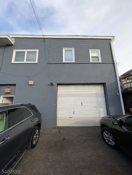 193 Christie Ave, Clifton City, NJ 07011