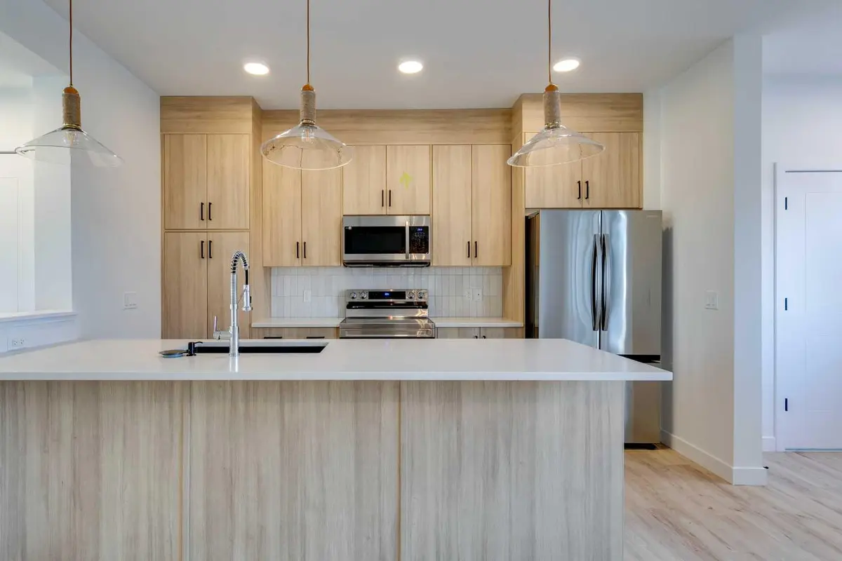 47 Andalusian RD, Cochrane, AB T4C 3B7