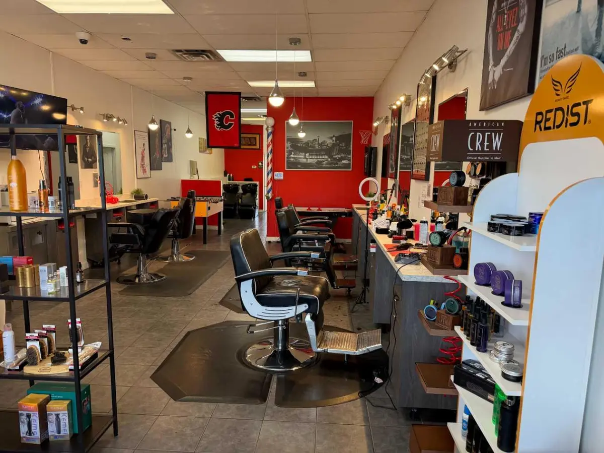 3151 34 AVE SE, Calgary, AB T2B 2M6