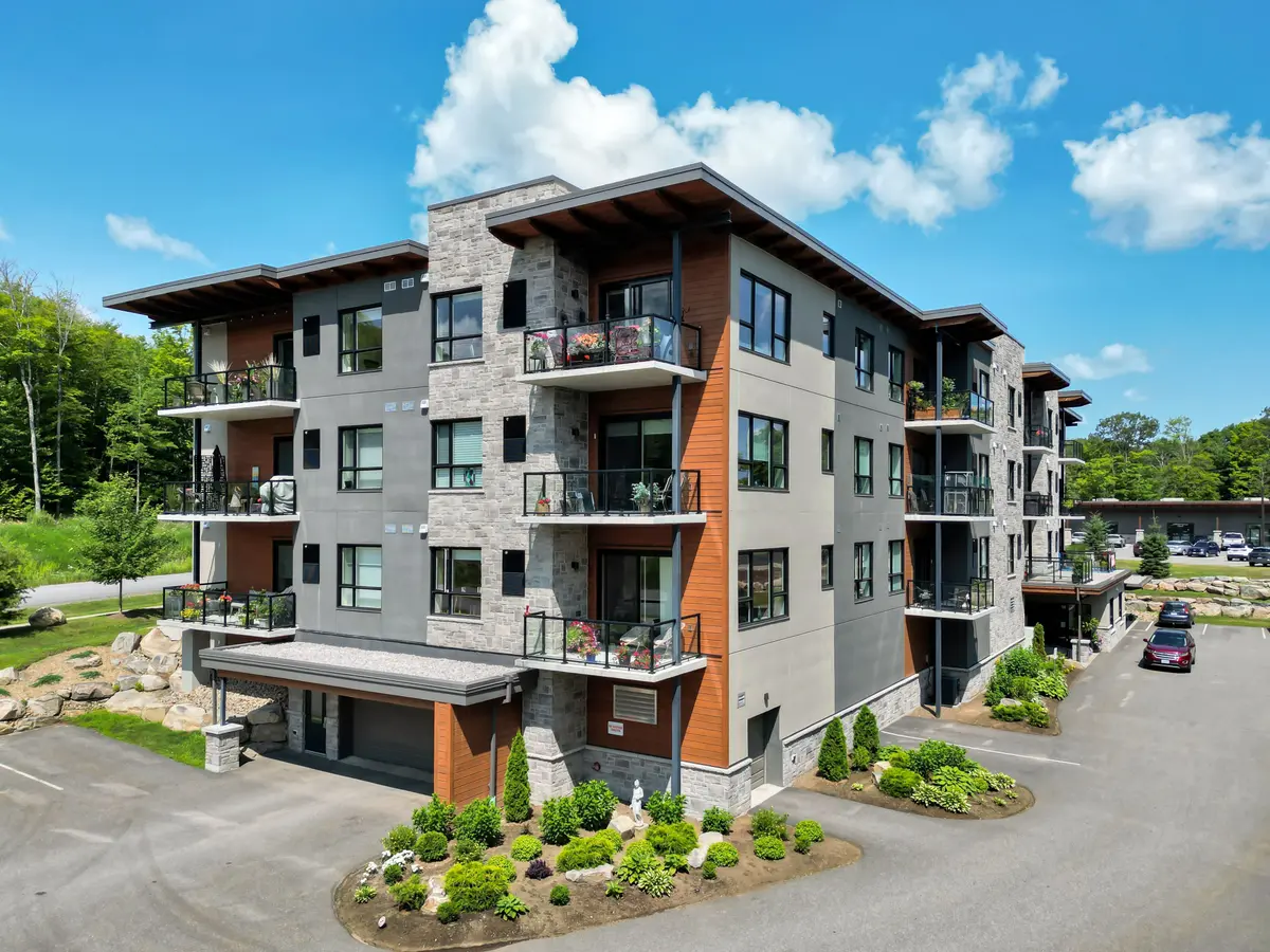 23 Campus TRL #202, Huntsville, ON P1H 0G1