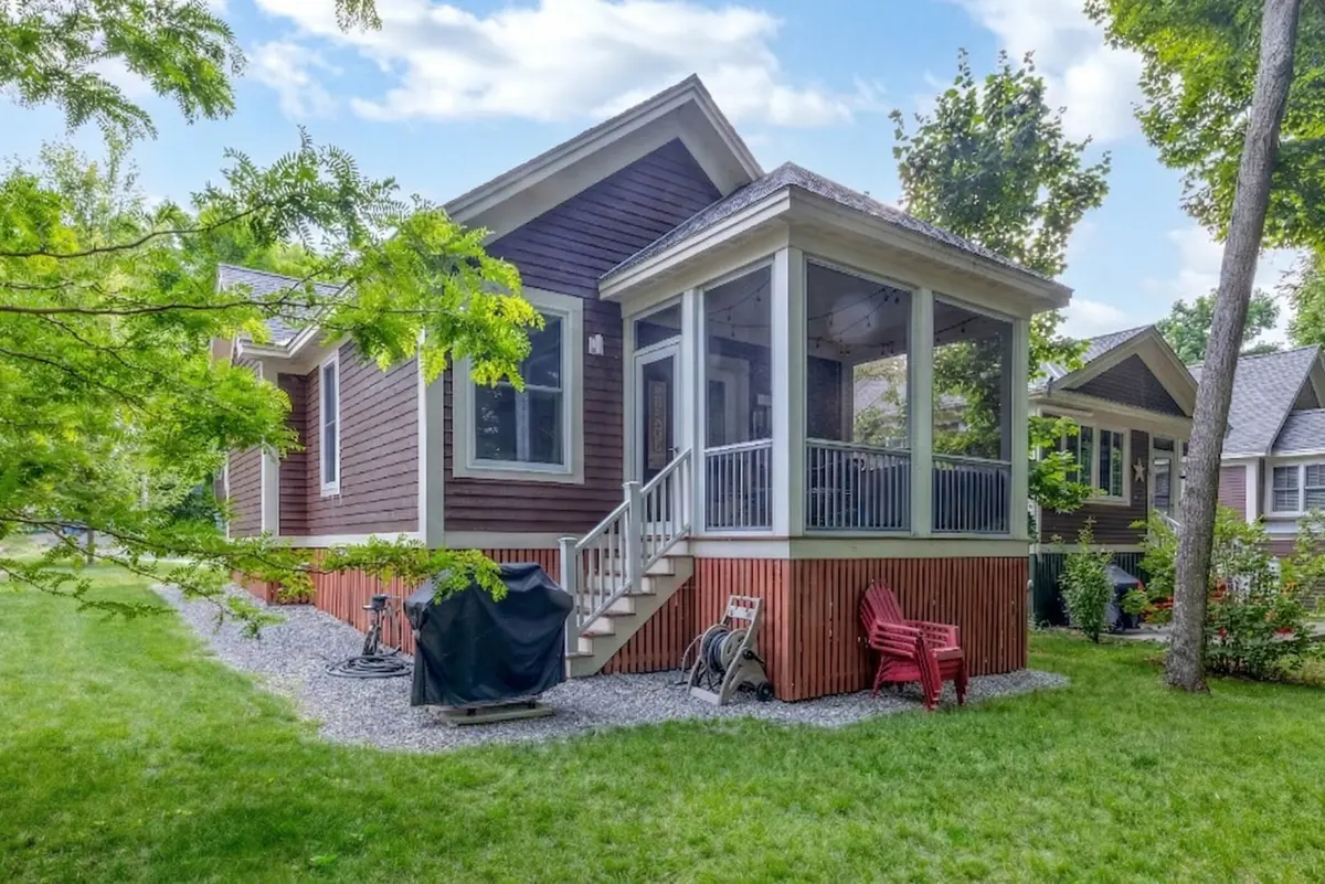 6 Farm View LN #143, Prince Edward County, ON K0K 1P0